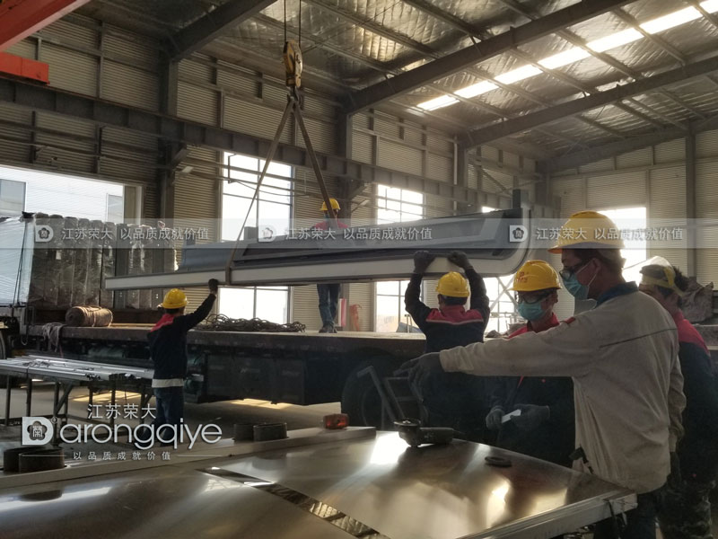 揚州第二批智能候車亭發(fā)貨