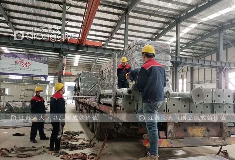 第五批公交車站候車亭發貨案例